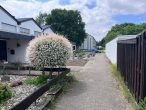 Viersen: renovierungsbedürftiges Reihenmittelhaus + Garten + Garage naturnah an den Niersauen - Zuwegung Eingang