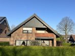 Freistehendes Zweifamilienhaus in schöner Wohnlage in Schwalmtal-Waldniel - Außenansicht
