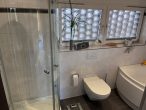 MG-RHEYDT: stilvolles Einfamilienhaus mit Garten und Garage im Grünen - ruhig mit bester Verbindung - OG Bad Dusche